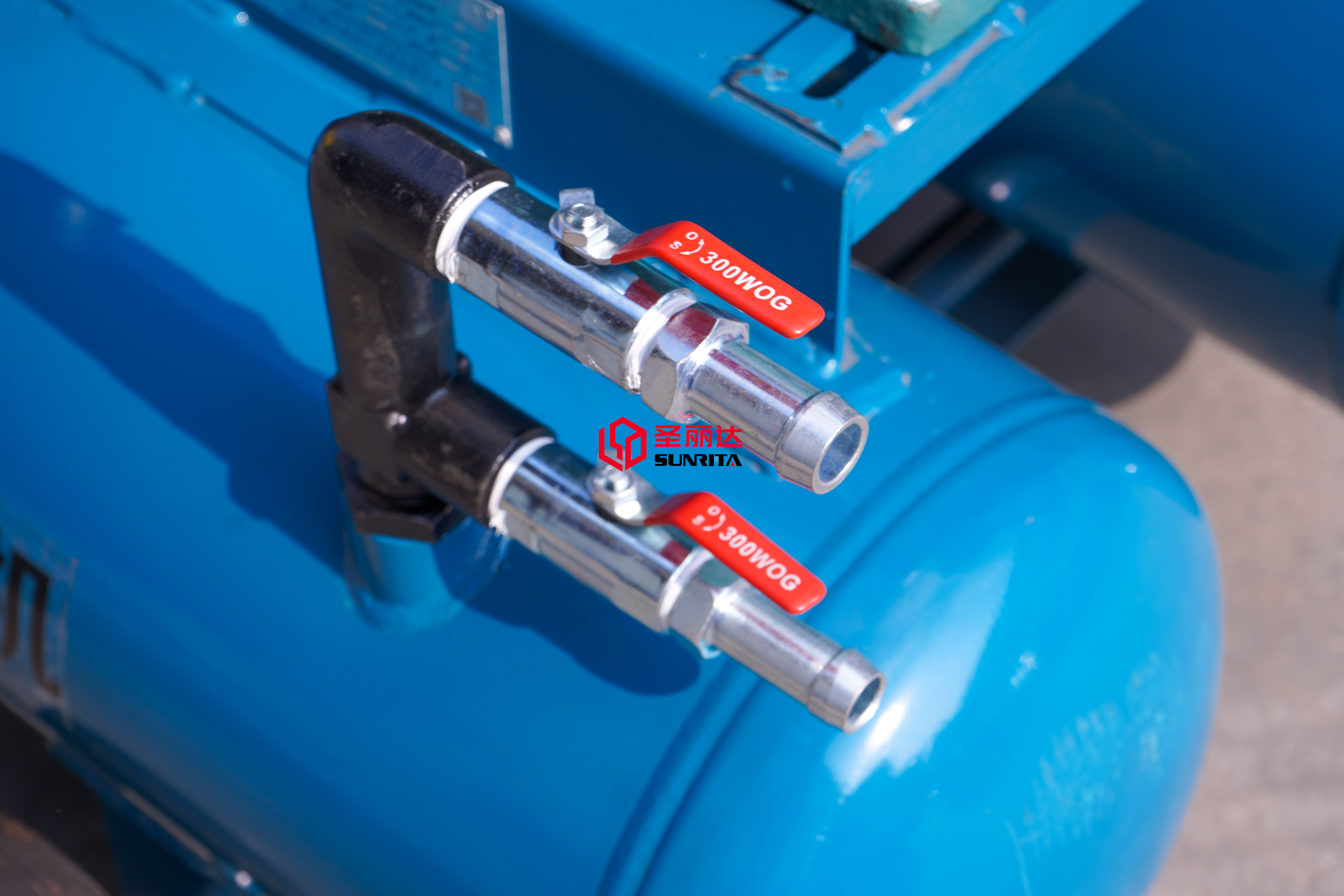 Air compressor (2)